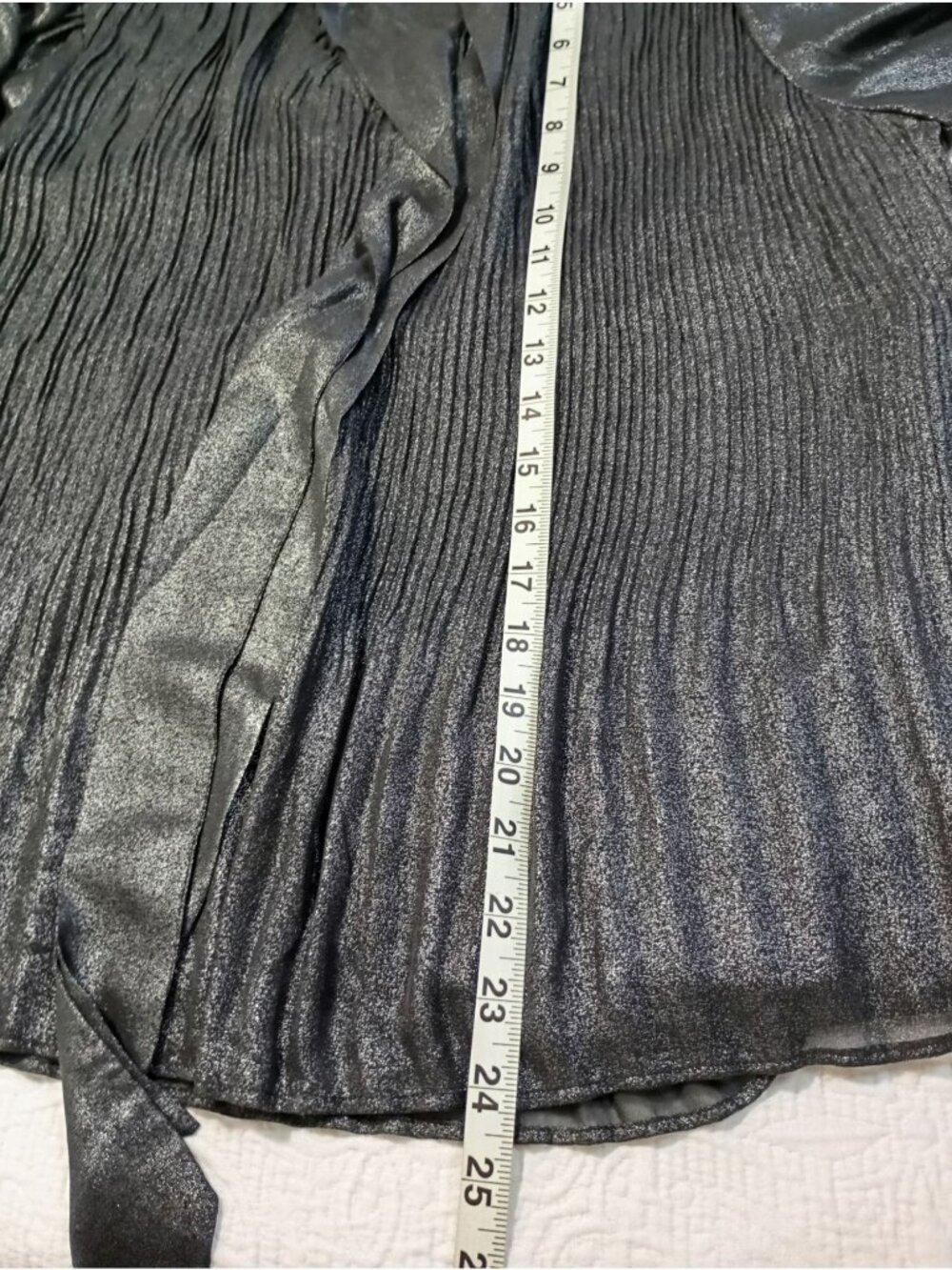 Nanette Lepore Metallic Black Pleated Long Sleeve Blouse With Tie Neck Size M - Picture 13 of 13